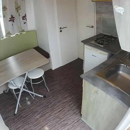 Playa De Ris 营地 诺哈