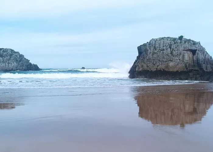 Κάμπινγκ Playa De Ris *