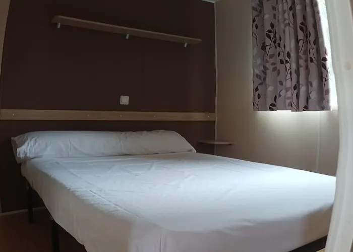 Playa De Ris Κάμπινγκ Noja