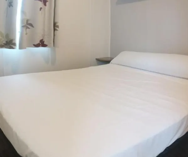 Κάμπινγκ Playa De Ris Noja