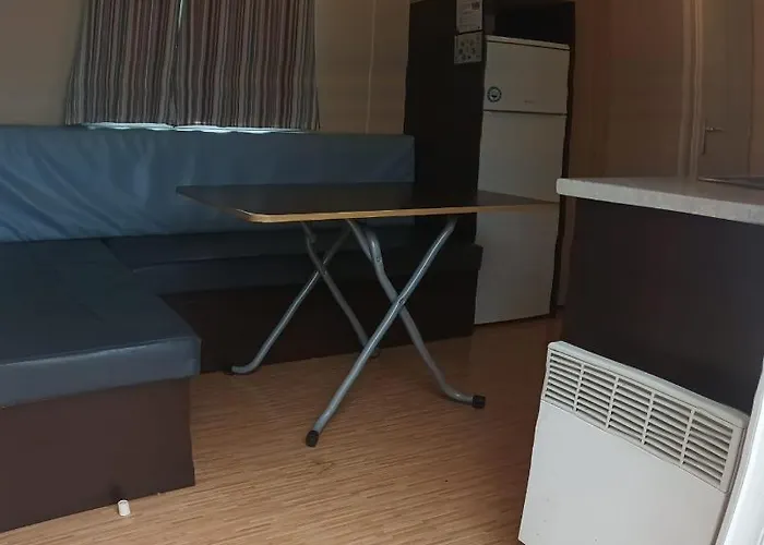 Playa De Ris Κάμπινγκ