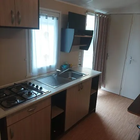 Playa De Ris Kamp alanı Noja